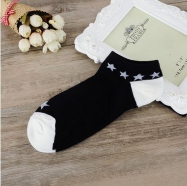 The Black And White Striped Summer And Stars Simple Cotton Female Boat Socks Four Seasons Socks Socks Wholesale Ms.